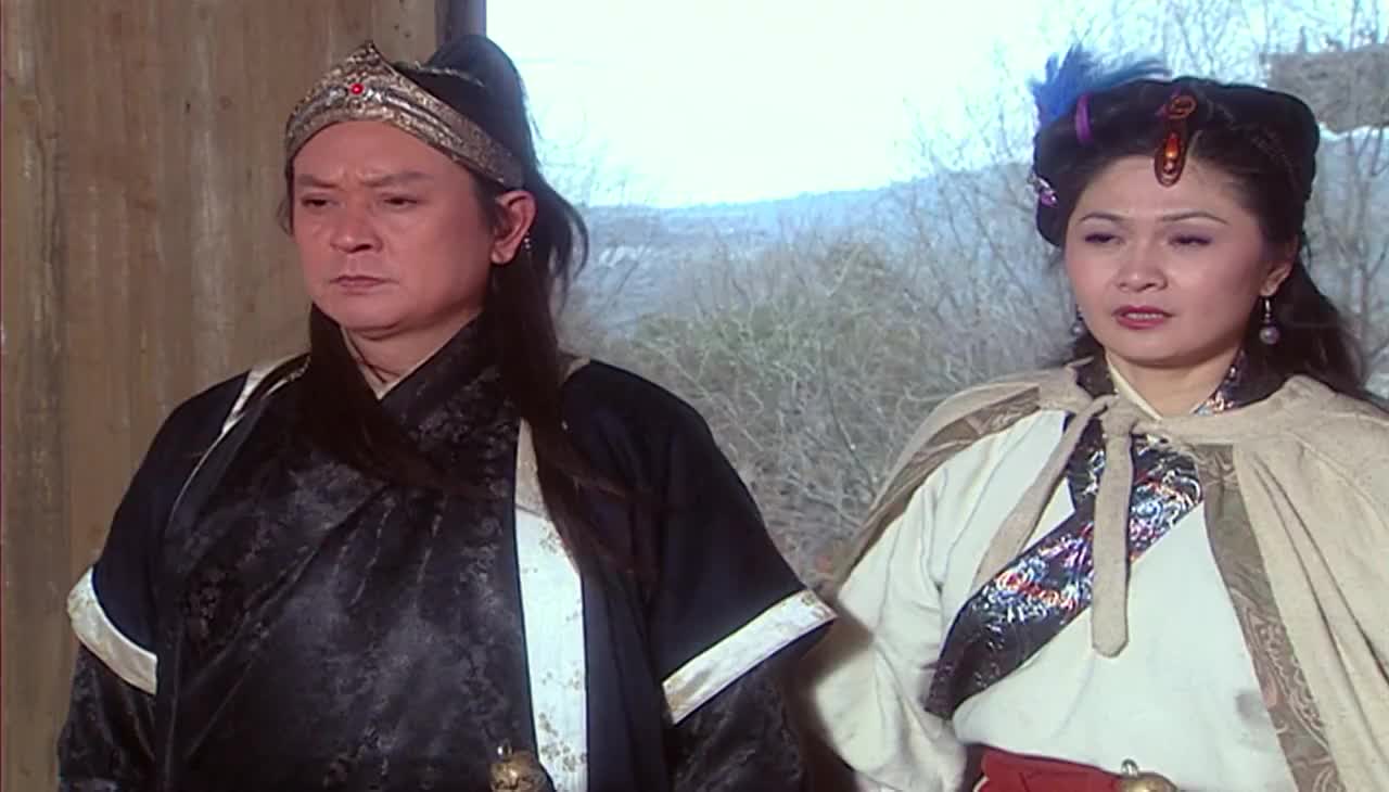 侠客行石清夫妇来取黑白双剑遭花万紫误会剑已被人拿走