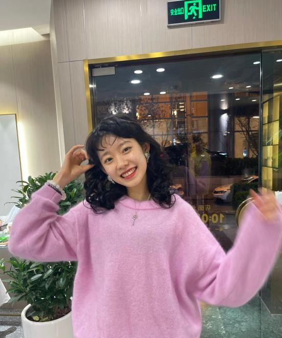 乔家的儿女小三扮演者梁文慧日常私服有灵气充满少女感