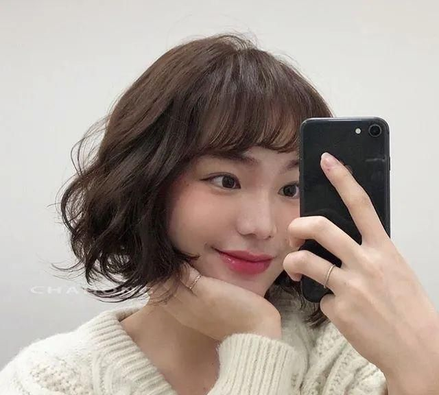 中短卷发太可爱2020年春夏锁骨卷发范本推荐