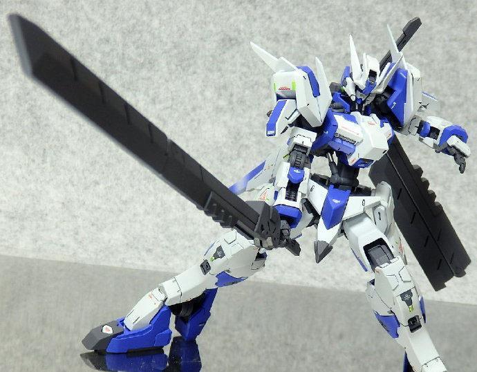 决斗样式月钢高达模型