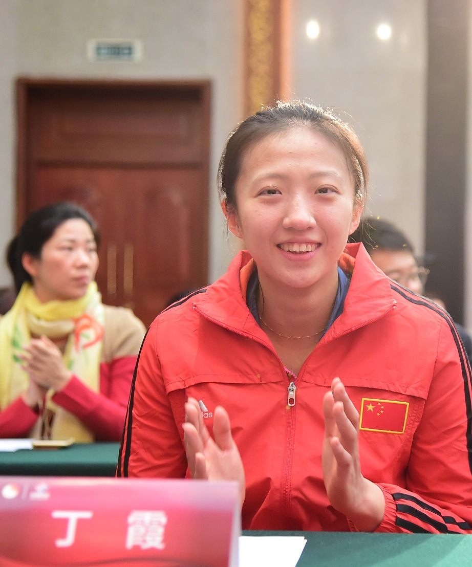 名人诞辰:中国女子排球运动员一一丁霞