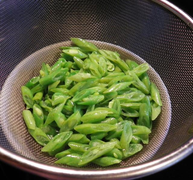 豉椒四季豆,干辣爽口既下饭也下酒,给肉都不换