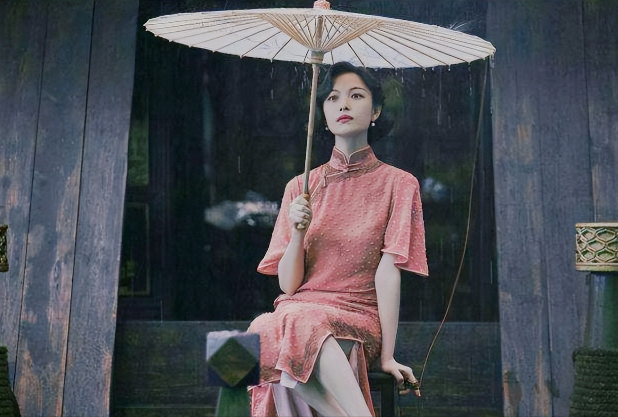 倪妮,成熟女人味