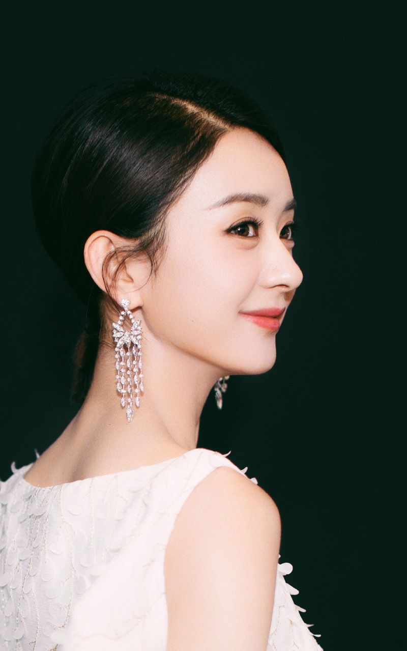 赵丽颖和杨幂两位超美女神 你们更喜欢谁呢 赵丽颖和杨幂两位超美女神 你们更喜欢谁呢