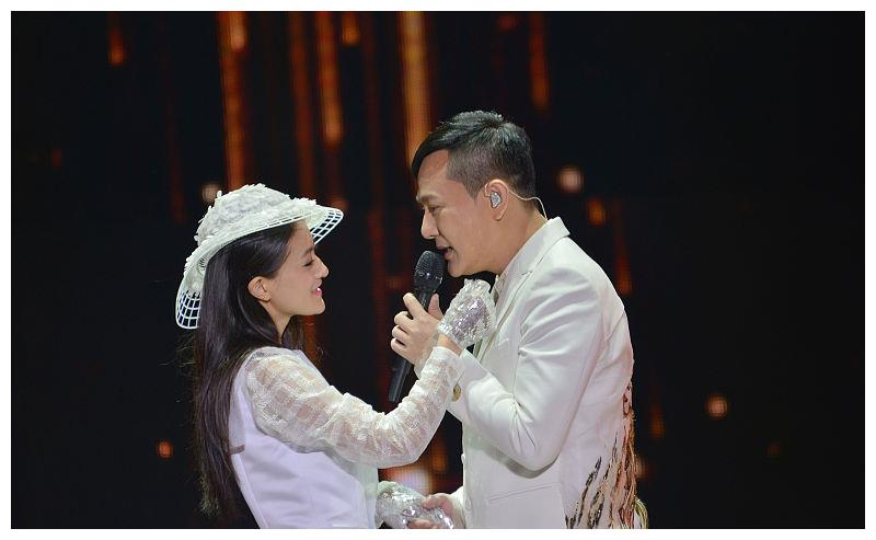 有没有一首歌代表你的爱情故事|爱情故事|张信哲|祁隆_新浪新闻