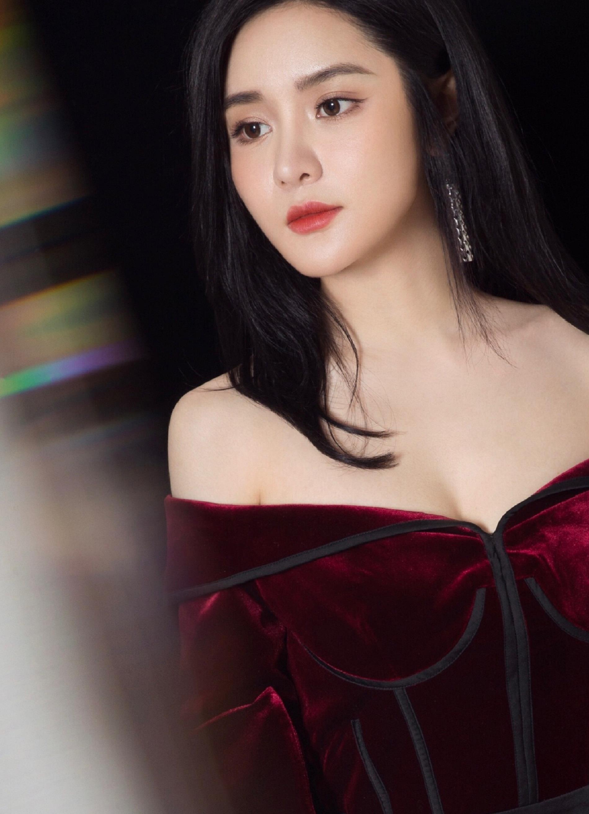 女神艾如:第5780期气质潮流美图欣赏|艾如|美图|女神_新浪新闻