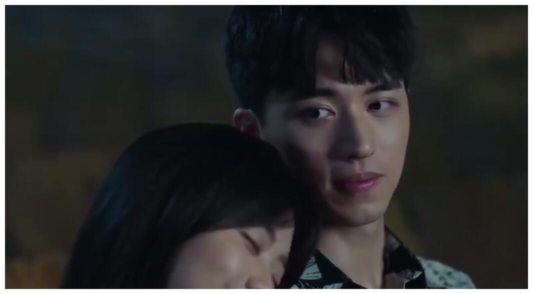 许魏洲和谭松韵主演新剧,看完预告片感觉有点虐啊休闲区蓝鸢梦想 - Www.slyday.coM 许魏洲和谭松韵主演新剧,看完预告片感觉有点虐啊休闲区蓝鸢梦想 - Www.slyday.coM