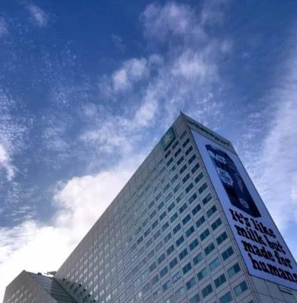 成龙电影的成就成了他风流的遮羞布