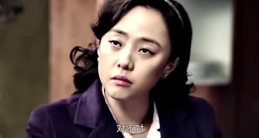 许大茂在家里耍横,不料温顺的秦京茹竟爆发了,把许大茂给吓傻了