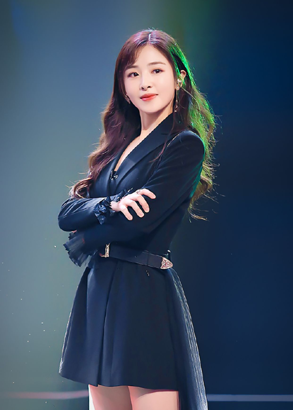 明星张含韵《声临其境》星尚活动风尚美图!