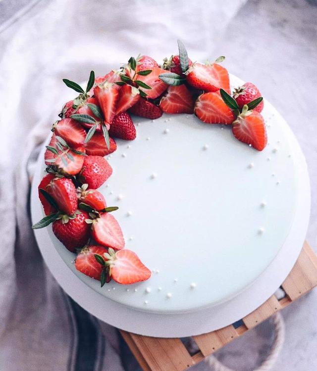 几样简单水果就能装饰出美美的蛋糕不会裱花的必学