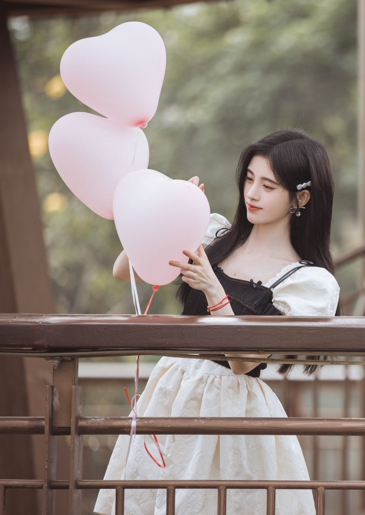 鞠婧祎个人照片