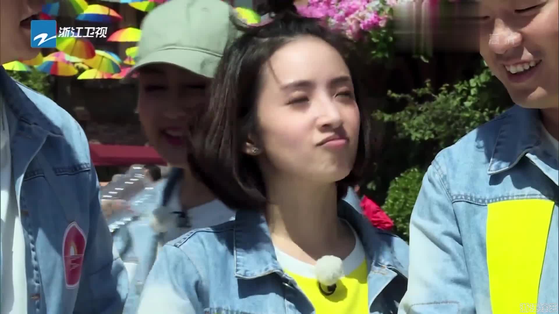 为您推荐: 奔跑吧:沙溢输掉游戏受惩罚,行走的表情包,鬼脸说变就变