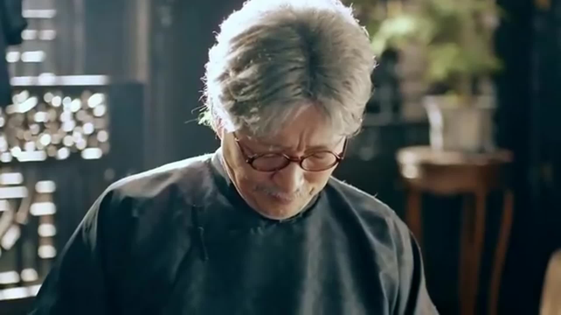 一代枭雄老先生教书育人一直教到了生命最后一刻太感人了