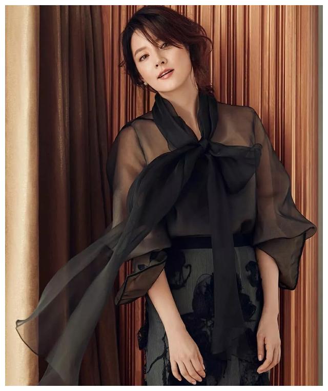 再次复出依旧美得耀眼