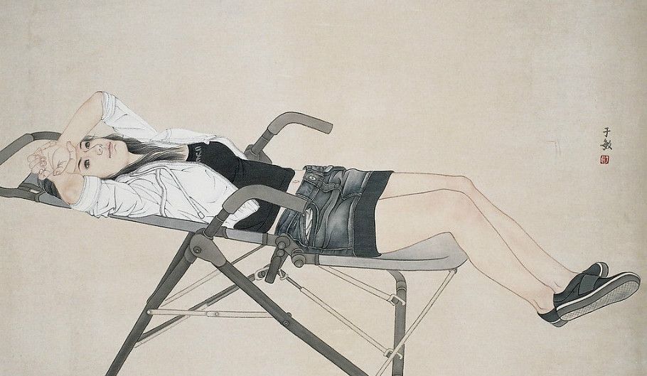 画风得自生活的自然,画格明朗,清婉而劲健.于敏工笔人物作品