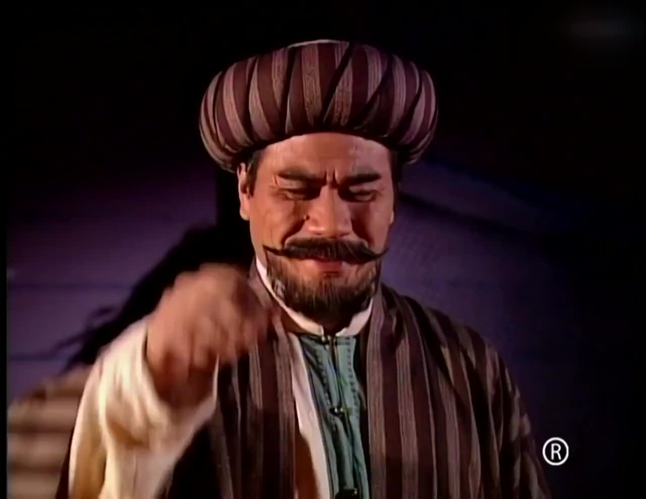 射雕英雄传欧阳锋放火烧船七公一招黄雀在后当场让他傻眼