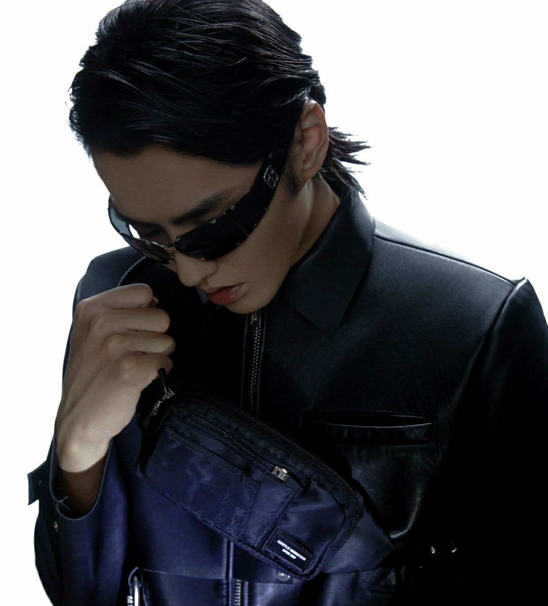 吴亦 凡联手潮牌gm,拍出 了一部黑客帝国!