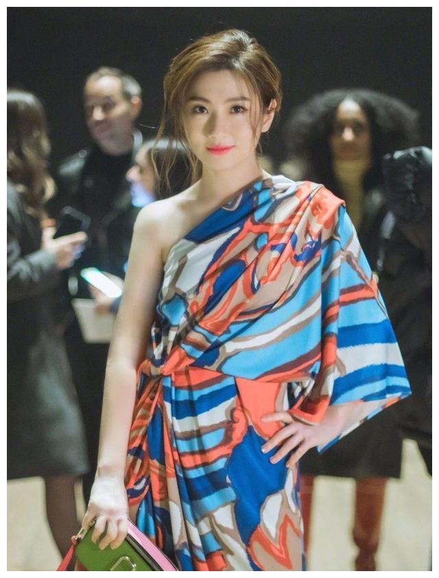 38岁selina美回巅峰!毁容,离婚又怎样?照样重返18岁