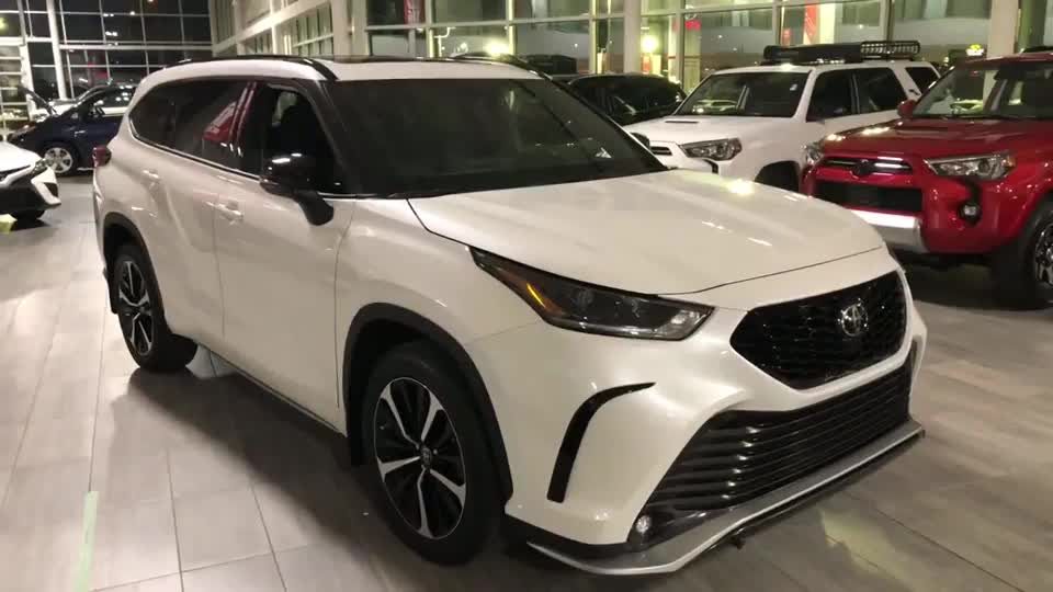 2021款丰田汉兰达xse版登场实车太帅气了