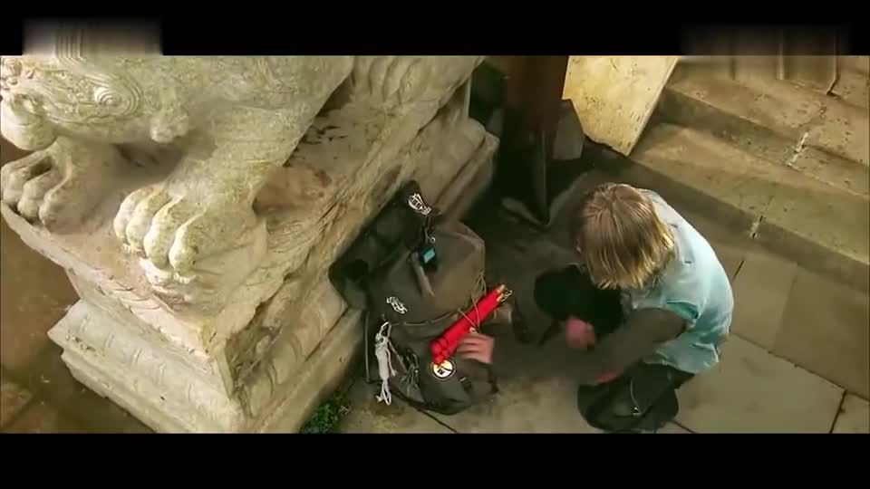 龙虎门:王降龙:你最厉害的是双节棍我一只拖鞋教你做人!