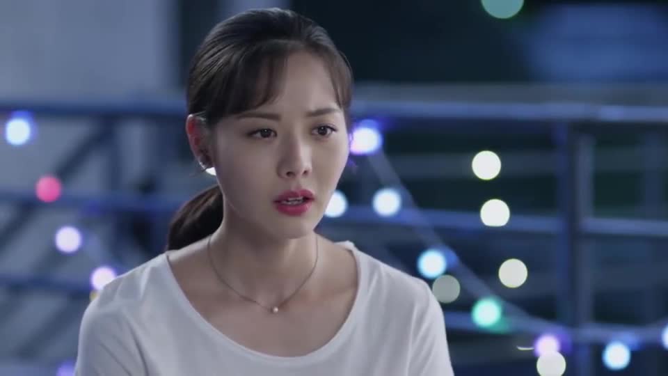 梅花儿香:刁蛮媳妇太可怕,被婆婆气的睡不着,一脸凶相!