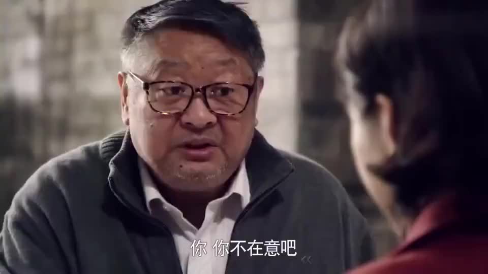情满四合院二大爷自愿帮忙去劝许大茂的父母离开别帮倒忙就好