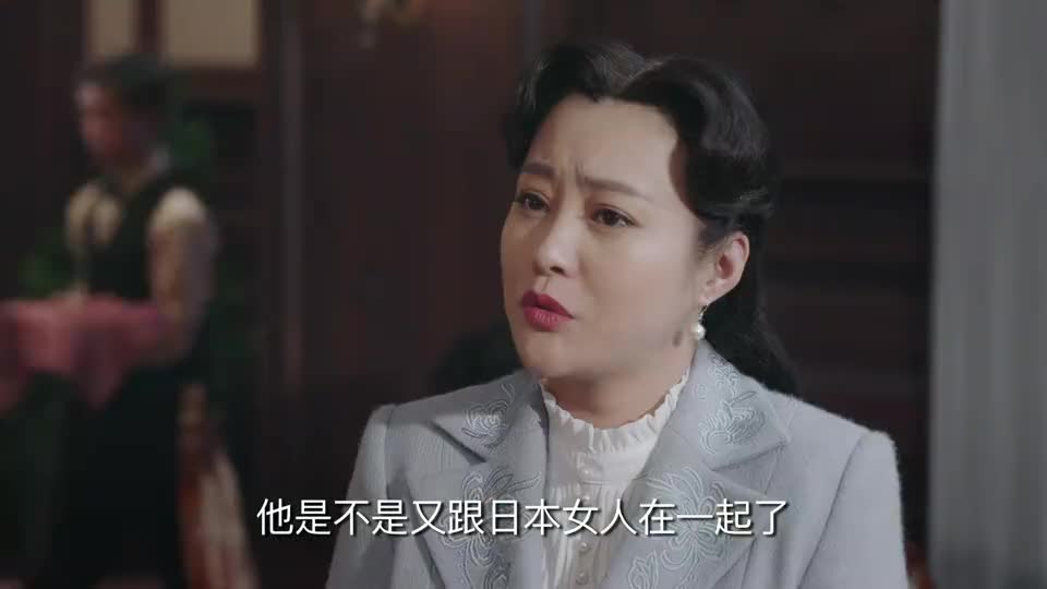 东四牌楼东哈岚去得月楼见晓月怎料她却去天津了下刻懵了