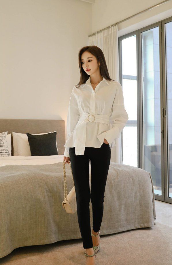 女神孙允珠 布拉格青春时尚系白衬衫