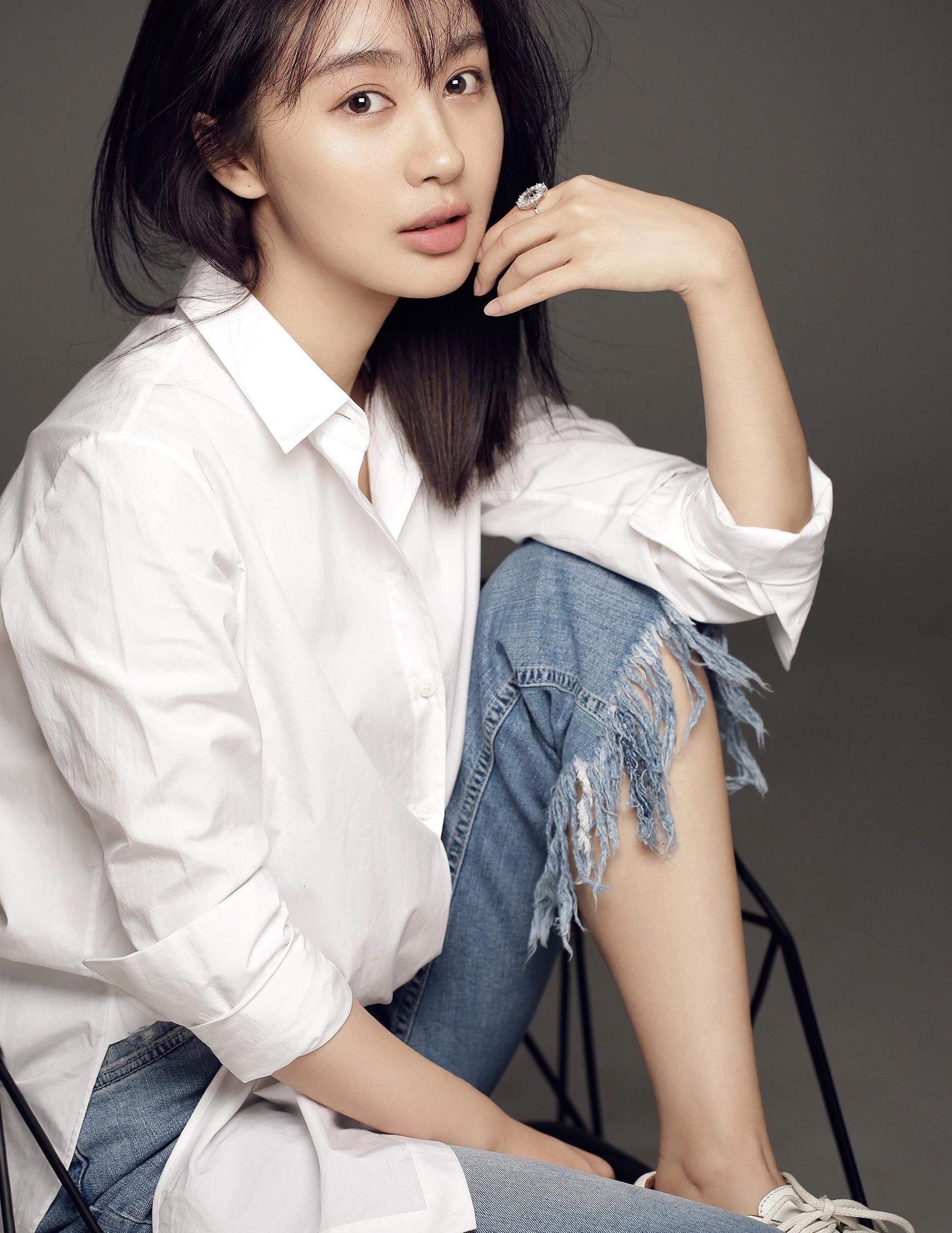 女神李菲儿:第6801期气质潮流美图欣赏