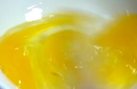 2块钱豆腐这样简单一烧,色香味俱全,成了饭店几十块一盘高端菜休闲区蓝鸢梦想 - Www.slyday.coM 2块钱豆腐这样简单一烧,色香味俱全,成了饭店几十块一盘高端菜休闲区蓝鸢梦想 - Www.slyday.coM