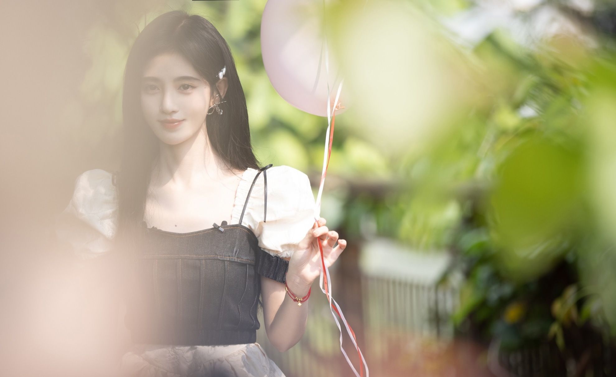 鞠婧祎个人照片