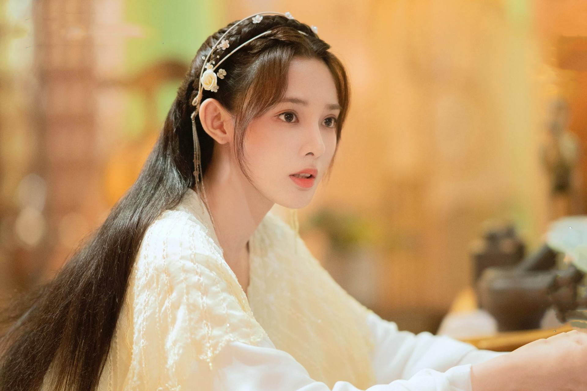 《春闺梦里人》:韩烁与小枫的梦幻联动,重现绝望跳崖"名场面"