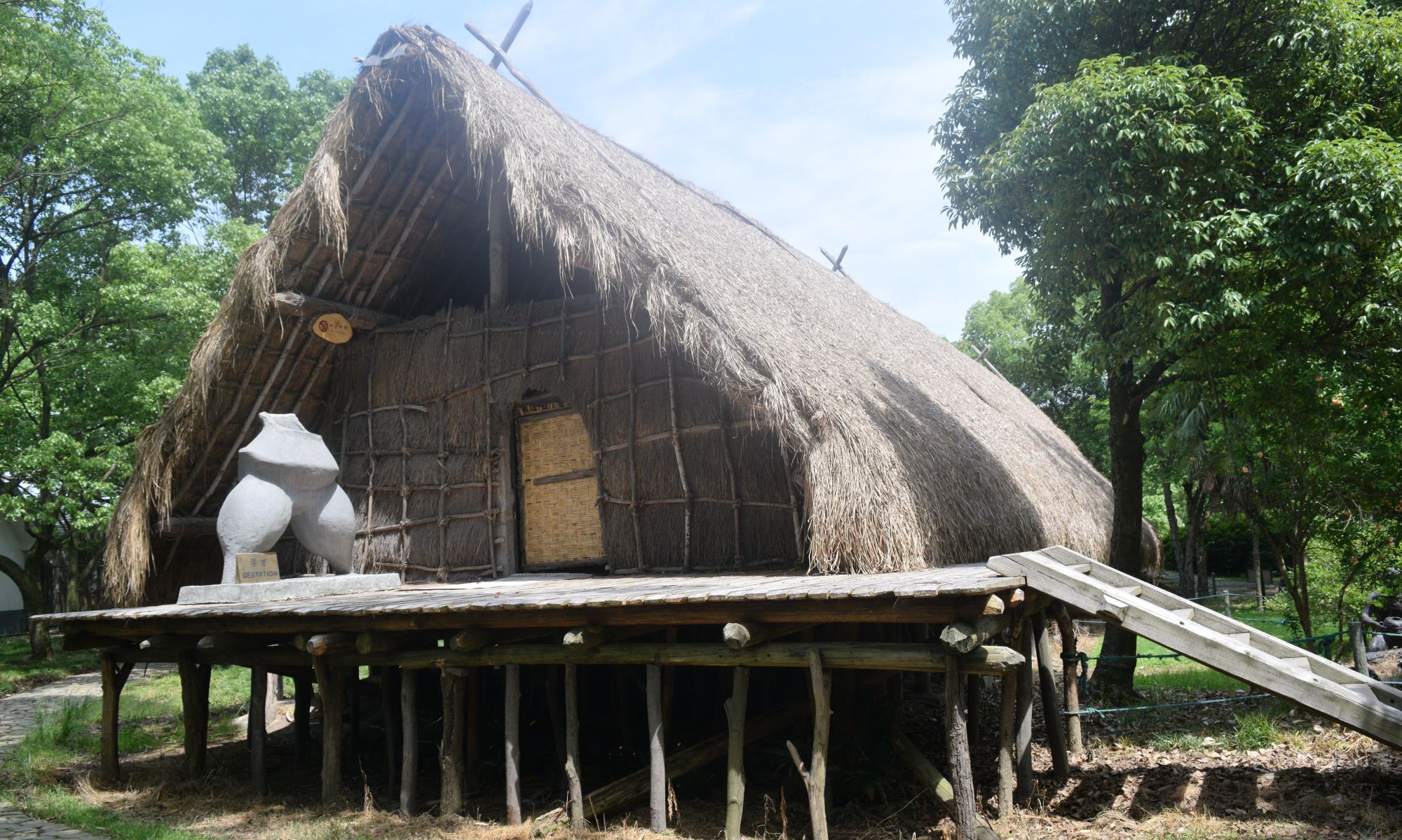 6000年前的原始社会生活是什么样子的 来河姆渡遗址看看就知道了