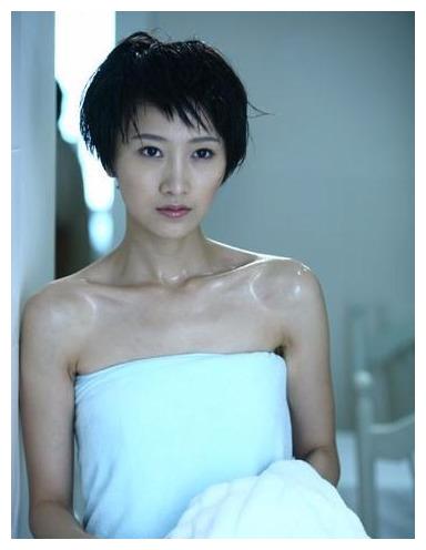 肖涵:佟丽娅闺蜜,演过慕容云朵,但最忘不了她演抢姐夫的小姨子