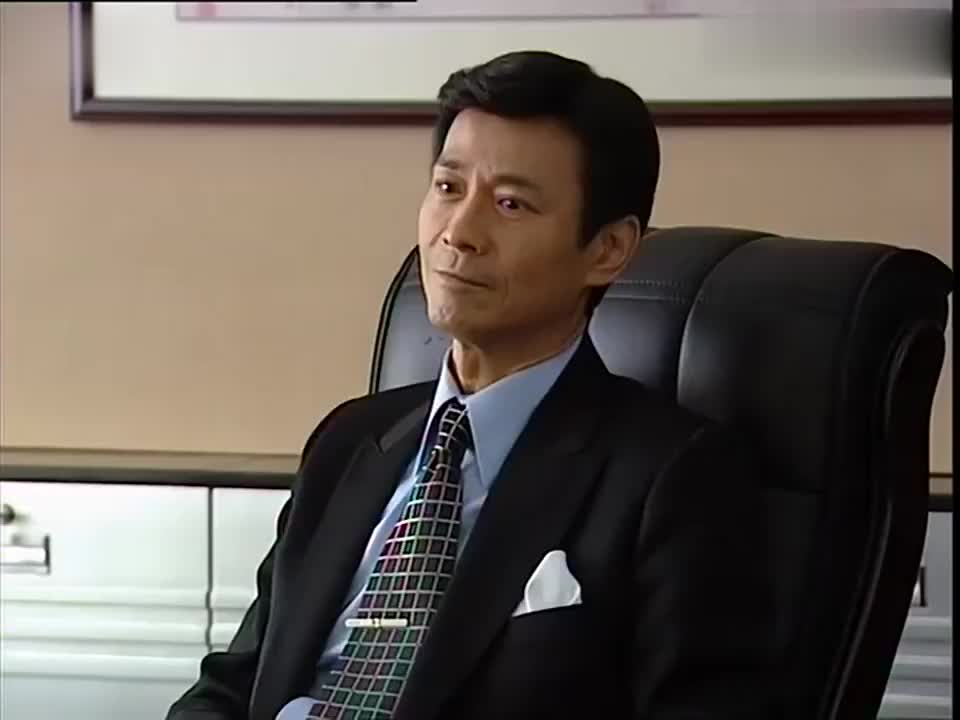 荣归李国凯拿十万支票让胖子开除侄子没想他一口拒绝