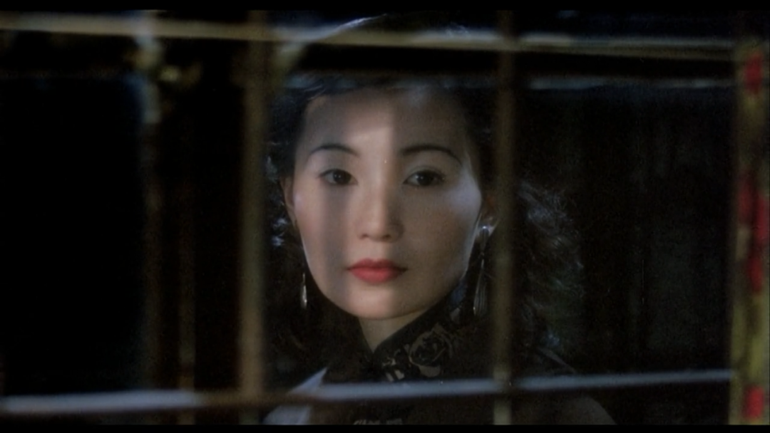 用尽最后一点气力确认"你爱不爱我"的一代名伶阮玲玉(《阮玲玉》1991)