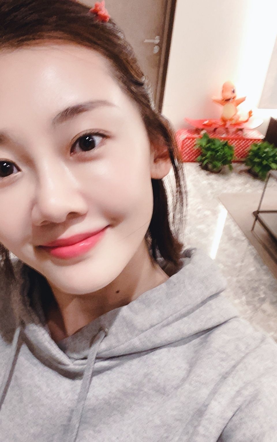 传说郑凯女朋友苗苗怀孕了,那苗苗又是谁呢?_高清图集_新浪网