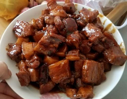 爷爷做红烧肉不用油不用水只需这样做瘦肉不柴肥肉不腻