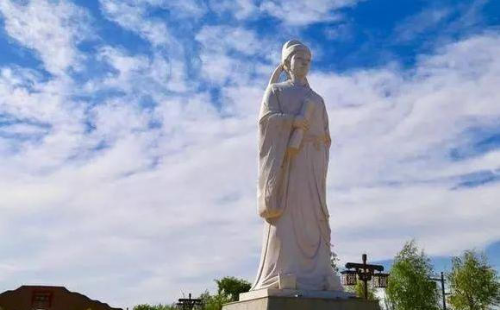 洛阳宜阳县的"三乡古镇",是历史上被人们称之为"诗鬼"的著名诗人李贺