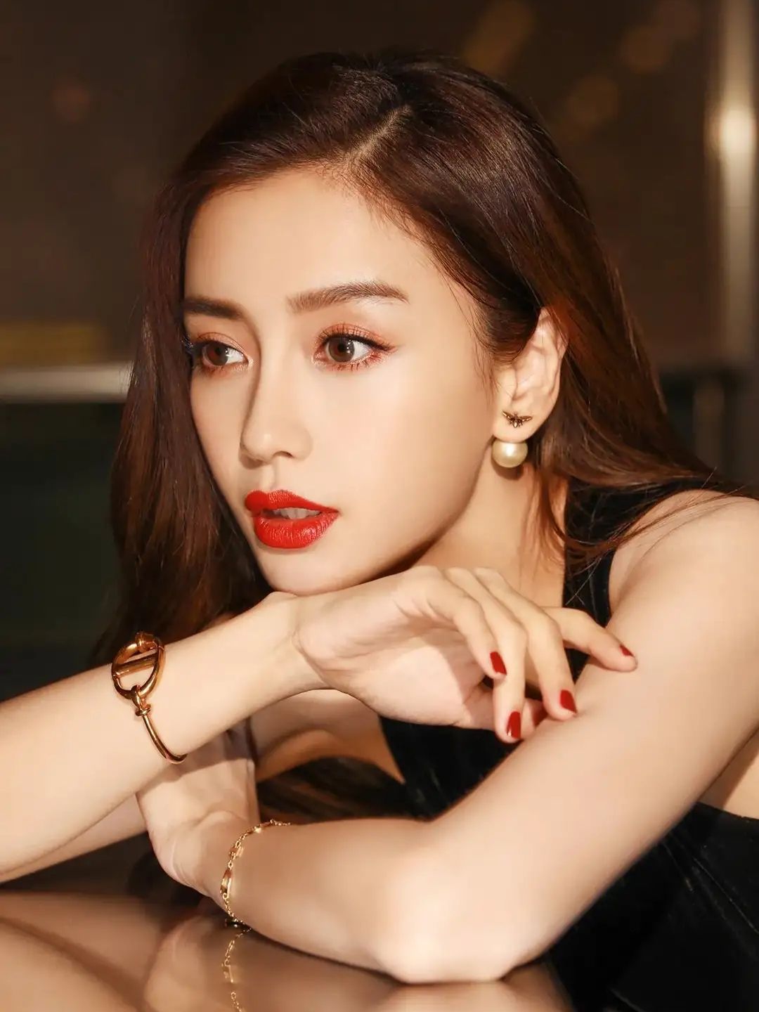 杨颖女星时尚写真:优雅高贵,唯美靓丽!__财经头条