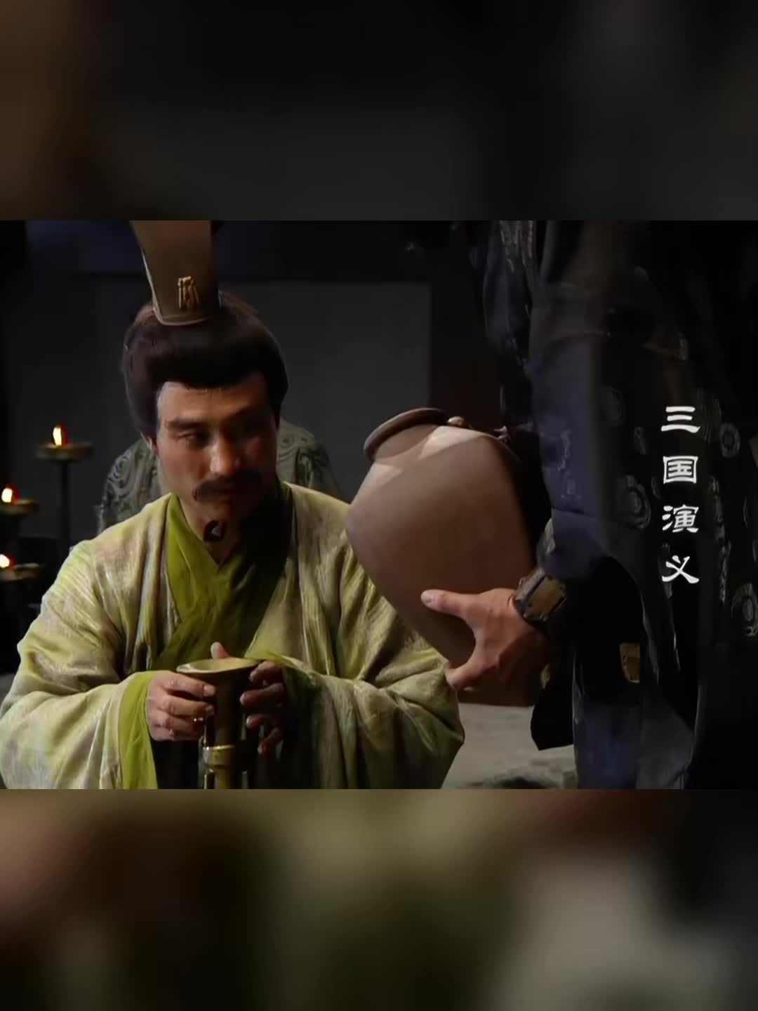 三国演义劝人喝酒天打雷劈张飞偏要逆着来