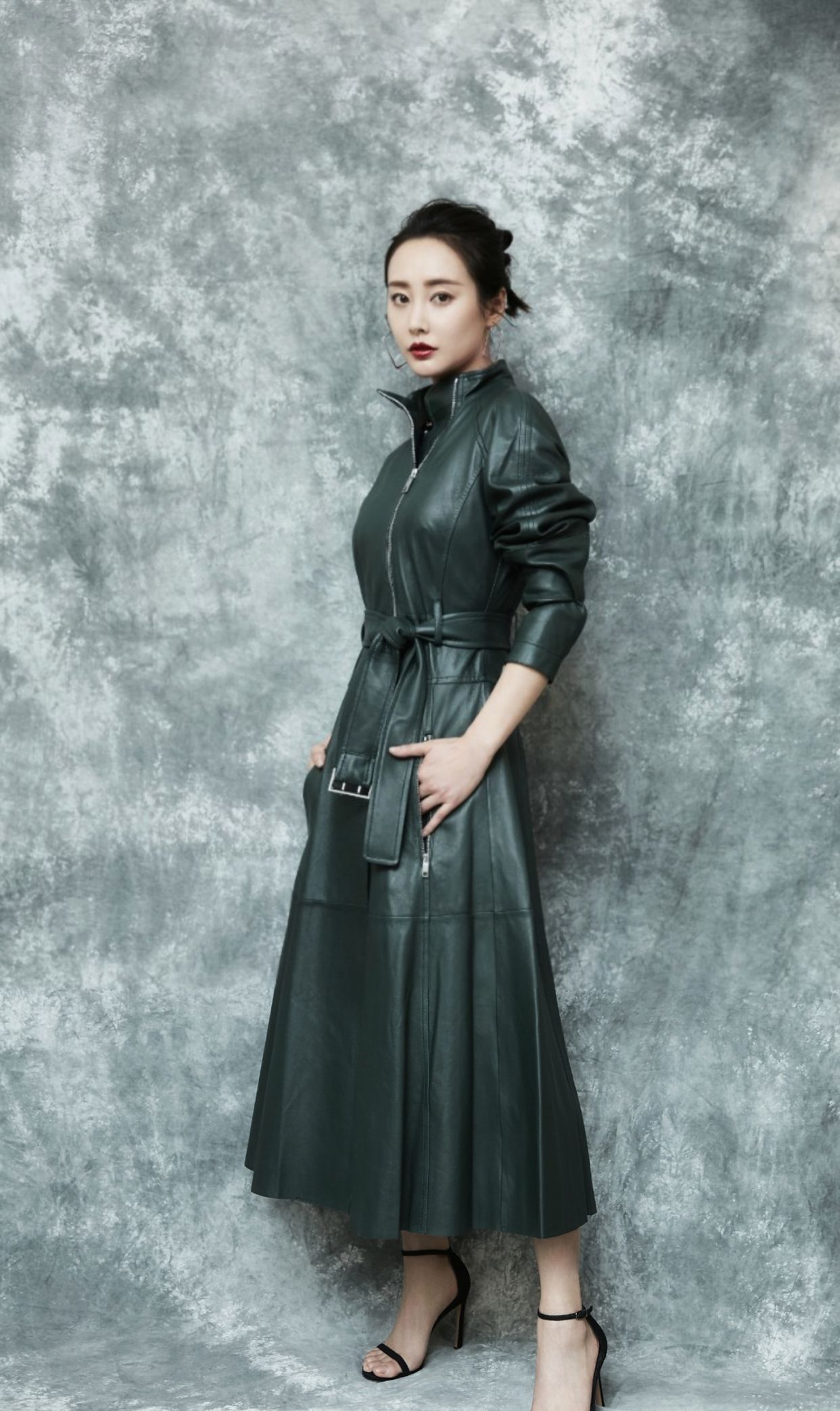 李纯美照来袭一如既往的迷人