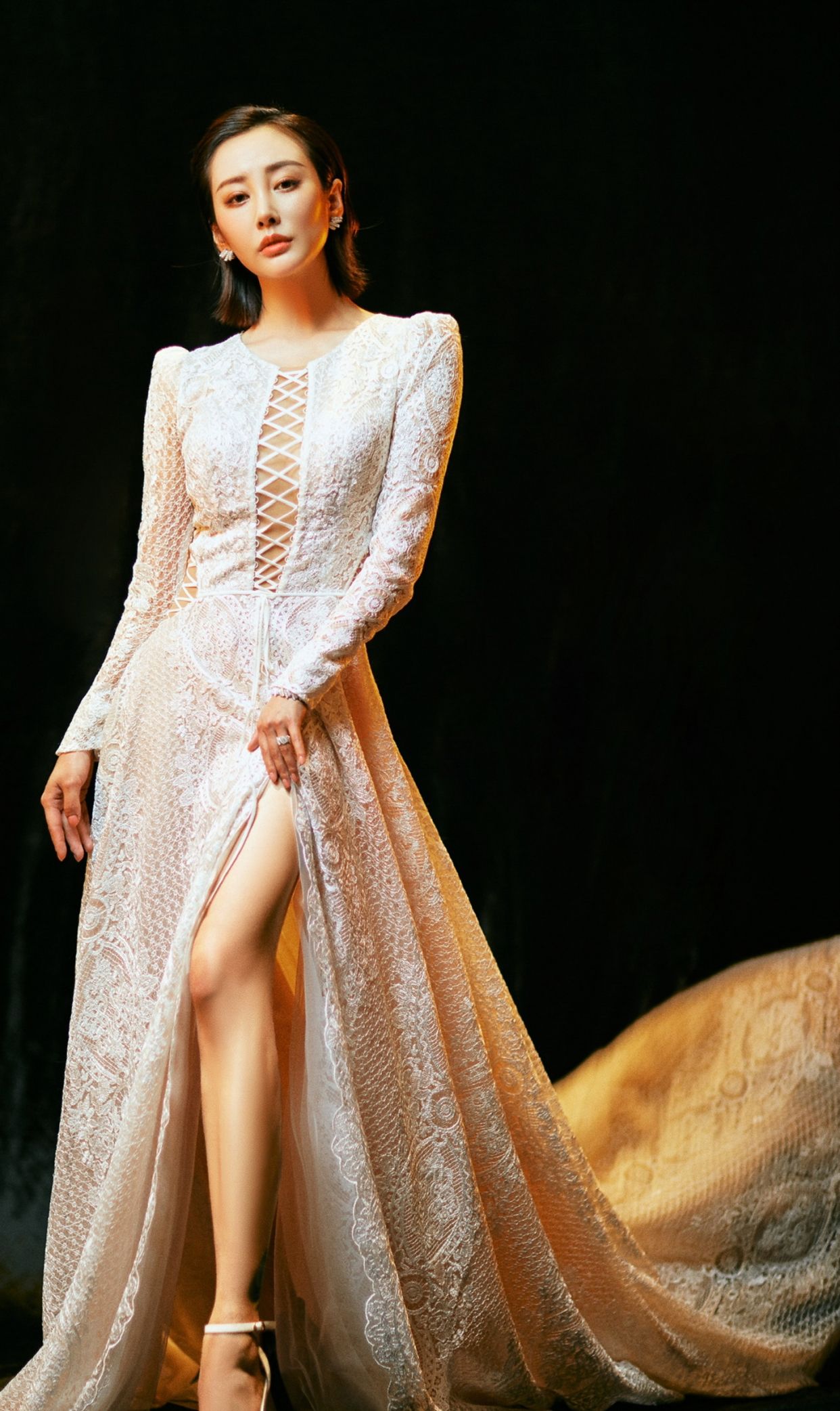 李纯美照来袭一如既往的迷人