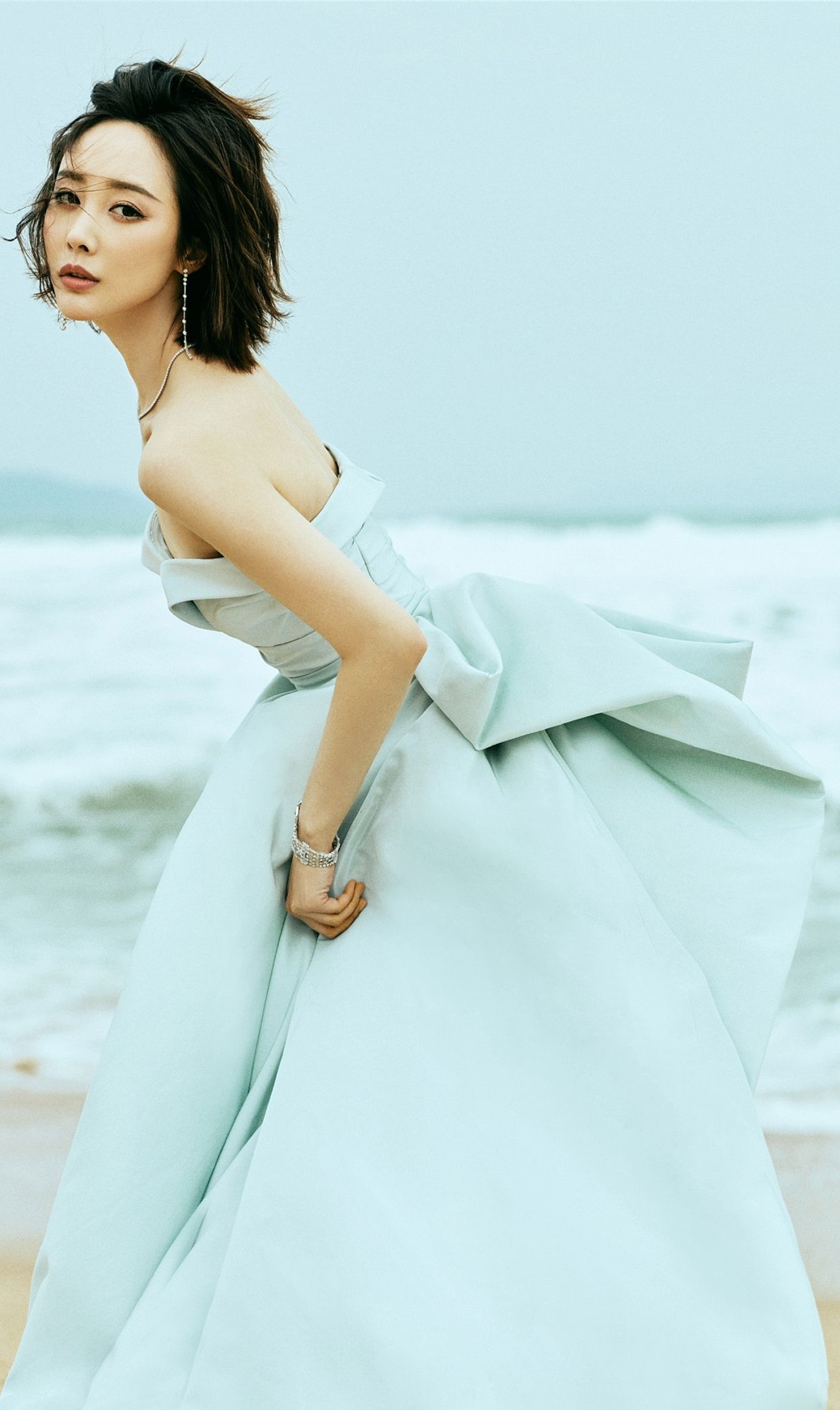 李纯美照来袭一如既往的迷人