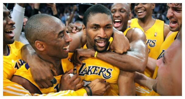 10年前帮科比夺冠,10年后却想要用拳头守住他的尊严