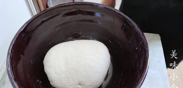 教你在家自制纯手工老酵子,学会方法蒸馒头发面再也不用酵母粉了