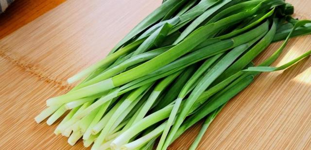 土豆不要炒着吃了,教你秘制新吃法,皮薄馅大,一上桌就被抢光休闲区蓝鸢梦想 - Www.slyday.coM 土豆不要炒着吃了,教你秘制新吃法,皮薄馅大,一上桌就被抢光休闲区蓝鸢梦想 - Www.slyday.coM