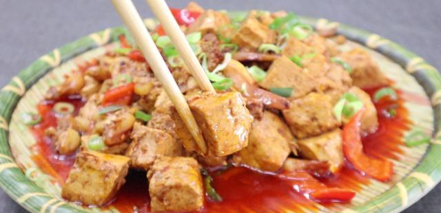 活了半辈子,头一次这样吃豆腐,滑嫩鲜美,豆腐比鲍鱼还要香休闲区蓝鸢梦想 - Www.slyday.coM 活了半辈子,头一次这样吃豆腐,滑嫩鲜美,豆腐比鲍鱼还要香休闲区蓝鸢梦想 - Www.slyday.coM