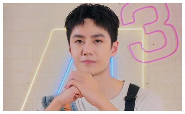 王一博迎来23岁生日,尹正蹲点发博祝福,肖战粉丝拉横幅引争议休闲区蓝鸢梦想 - Www.slyday.coM 王一博迎来23岁生日,尹正蹲点发博祝福,肖战粉丝拉横幅引争议休闲区蓝鸢梦想 - Www.slyday.coM